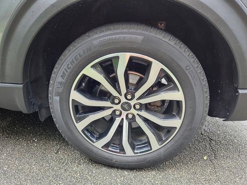 Used 2022 Ford Explorer ST-Line RWD image 17