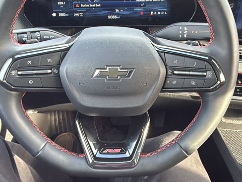 Used 2026 Chevrolet Equinox RS w/ Convenience Package III image 12