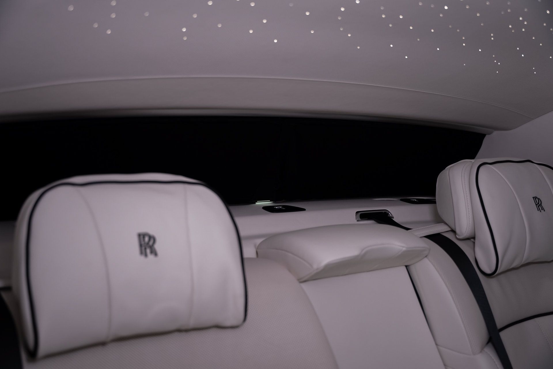 Used 2024 Rolls-Royce Phantom Extended Wheelbase RWD image 76