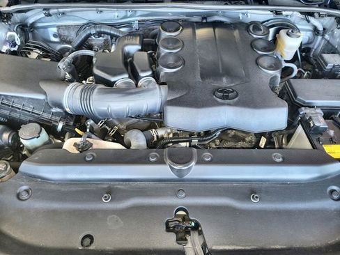 Used 2023 Toyota 4Runner SR5 Premium w/ Moonroof Package image 26