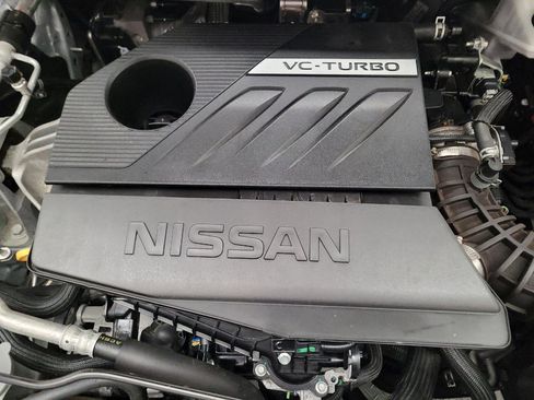 Used 2024 Nissan Rogue SV FWD image 30