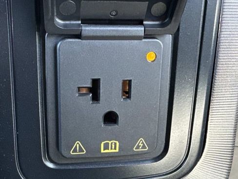 New 2026 Ford F150 Platinum w/ Equipment Group 702A High image 24