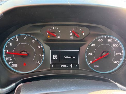 Used 2021 Chevrolet Equinox LS image 14