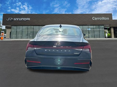 New 2026 Hyundai Elantra Limited image 6