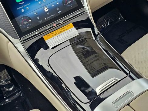 New 2026 Mercedes-Benz GLC 300 4MATIC image 33