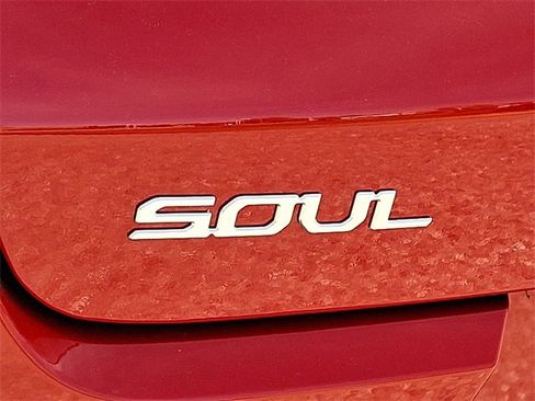 New 2025 Kia Soul LX w/ LX Technology Package image 15