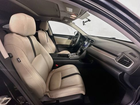 Used 2016 Honda Civic EX image 26