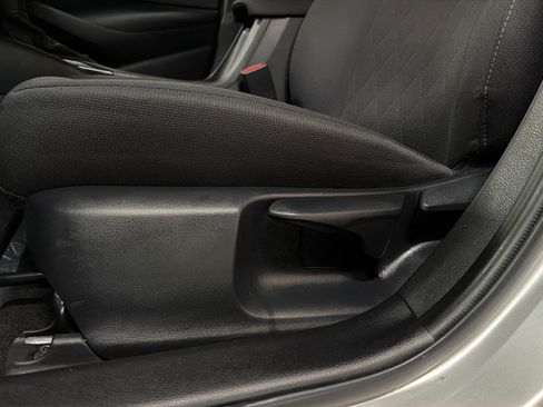 Used 2024 Toyota Corolla LE FWD image 15