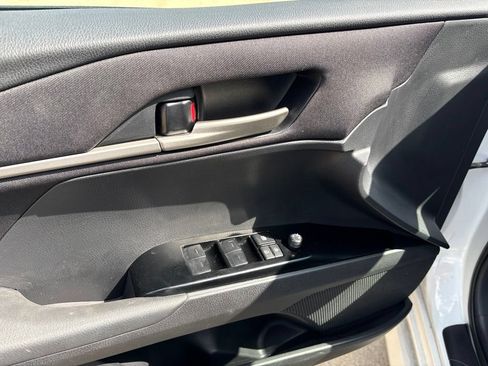 Used 2025 Toyota Camry LE FWD image 13