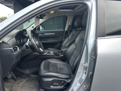 Used 2017 MAZDA CX-5 Touring w/ Preferred Equipment Package AWD/4WD image 9