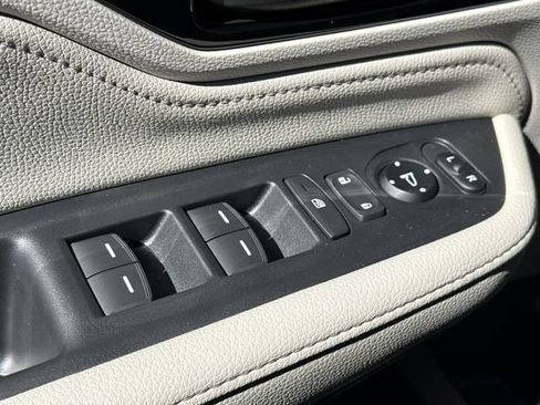 New 2026 Honda Odyssey Touring image 25