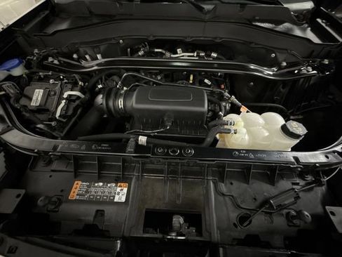 Used 2023 Ford Explorer Limited image 29