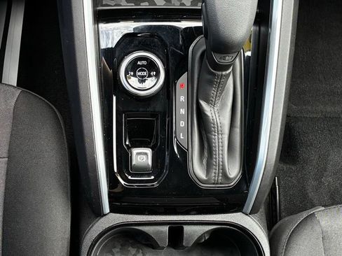 Used 2024 Chevrolet Colorado Trail Boss w/ Advanced Trailering Package AWD/4WD image 26
