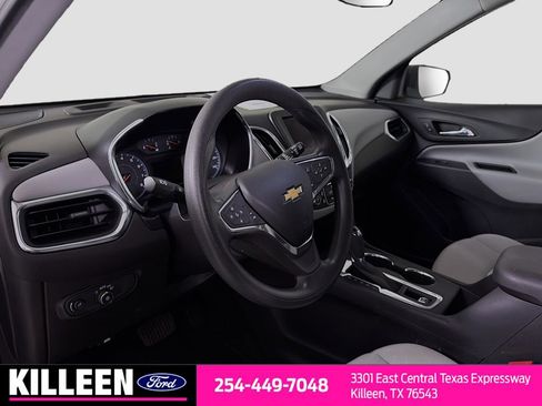 Used 2020 Chevrolet Equinox LS w/ LS Convenience Package image 10