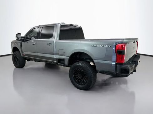 Used 2024 Ford F250 Lariat w/ Tremor Off-Road Package AWD/4WD image 5