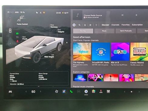 Used 2025 Tesla Cybertruck AWD Crew Cab image 46