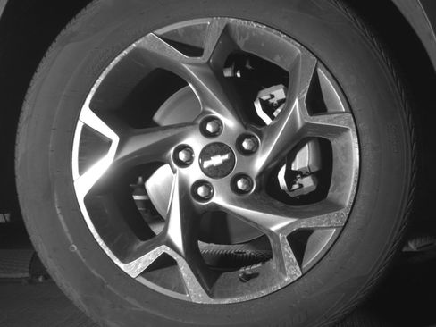 Used 2025 Chevrolet Trax LT FWD image 13