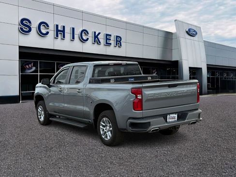 Used 2023 Chevrolet Silverado 1500 RST image 3