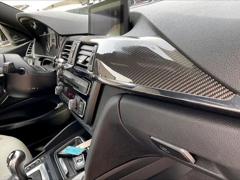 Used 2015 BMW M4 Coupe image 19