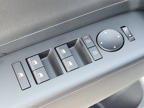 New 2026 Hyundai Kona SE FWD image 15