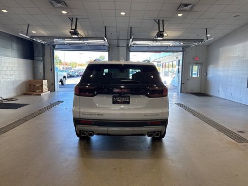 New 2026 GMC Acadia Elevation w/ Elevation Premium Package image 7