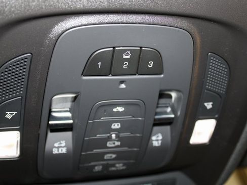 Used 2020 Cadillac CT6 V w/ LPO, Premium Carpet Package image 43