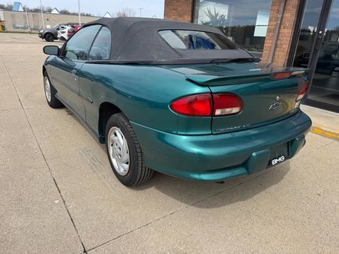 Used 1997 Chevrolet Cavalier LS w/ Preferred Equipment Group 1 image 5
