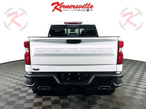 Used 2023 Chevrolet Silverado 1500 LT w/ Z71 Off-Road Package image 6