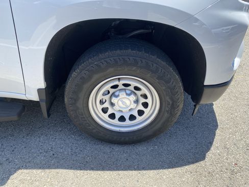 Used 2022 Chevrolet Silverado 1500 W/T w/ WT Value Package AWD/4WD image 20