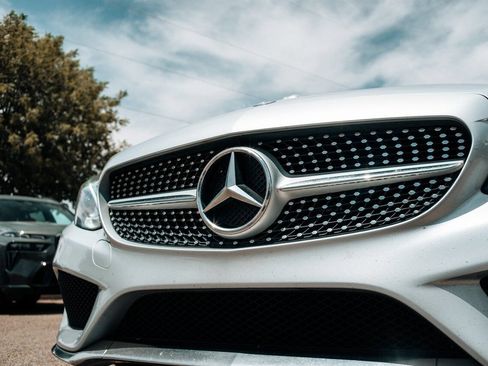 Used 2017 Mercedes-Benz C 300 Coupe image 10