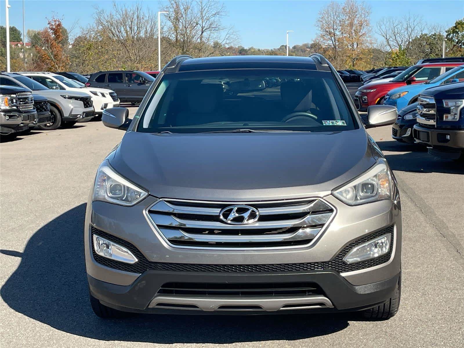 Used 2016 Hyundai Santa Fe Sport w/ Option Group 04 AWD/4WD image 8