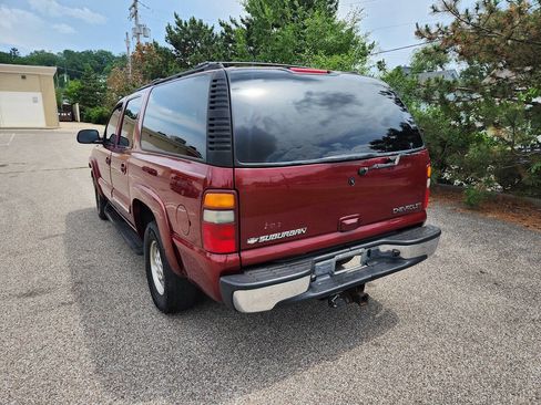 Used 2002 Chevrolet Suburban LT AWD/4WD image 10