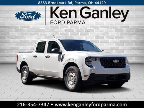 New 2025 Ford Maverick XL FWD image 3