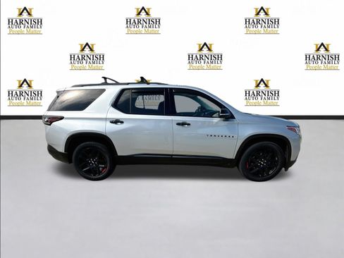 Used 2021 Chevrolet Traverse Premier w/ Redline Edition AWD/4WD image 7