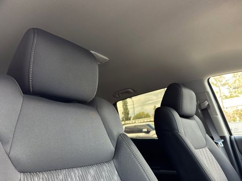 Used 2021 Toyota Tundra SR5 w/ Trail Edition image 21