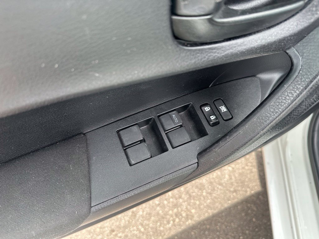Used 2016 Toyota Corolla L FWD image 12