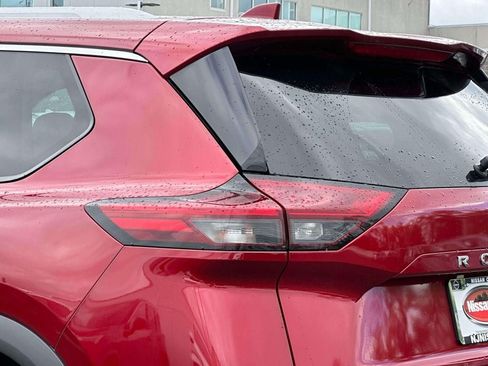 Certified 2023 Nissan Rogue SL AWD/4WD image 9