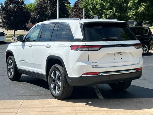 Used 2022 Jeep Grand Cherokee Limited 4xe AWD/4WD image 10