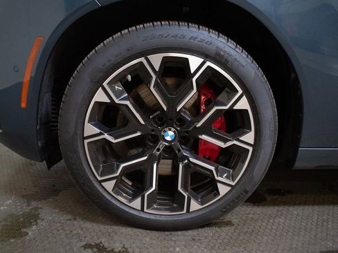 Certified 2025 BMW X3 M50 w/ Premium Package image 9