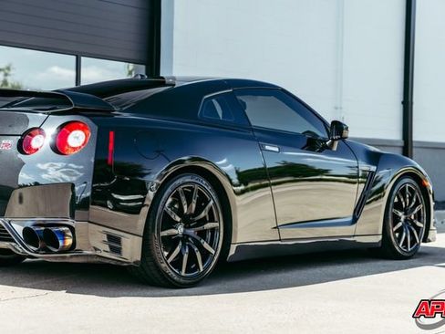 Used 2013 Nissan GT-R Premium AWD/4WD image 51