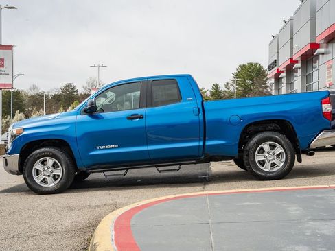 Used 2018 Toyota Tundra SR5 w/ SR5 Upgrade Package image 4