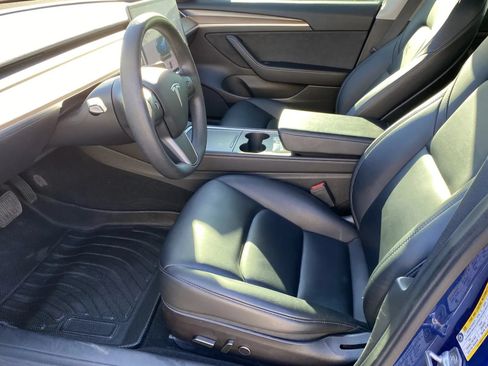 Used 2022 Tesla Model 3 Long Range AWD/4WD image 11