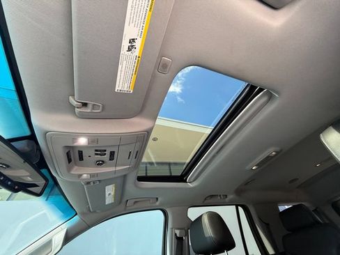 Used 2019 GMC Yukon SLT AWD/4WD image 12