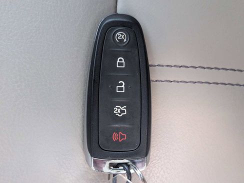 Used 2013 Ford Edge Limited w/ Driver Entry Pkg image 35