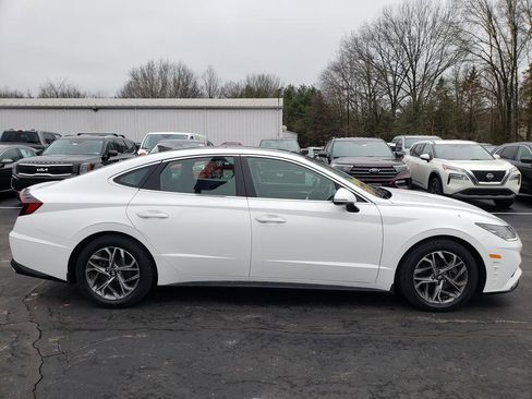 Used 2023 Hyundai Sonata SEL w/ Convenience Package image 4