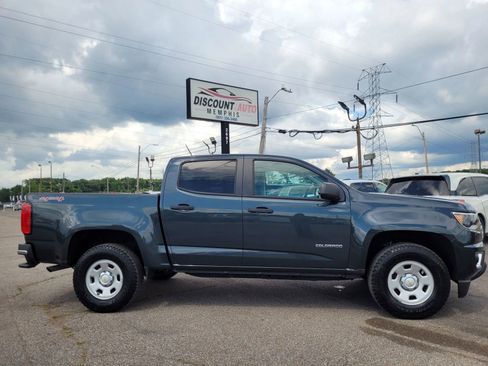 Used 2017 Chevrolet Colorado W/T w/ WT Convenience Package AWD/4WD image 2