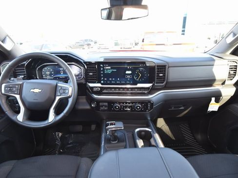 New 2025 Chevrolet Silverado 1500 LT w/ Z71 Off-Road Package image 12
