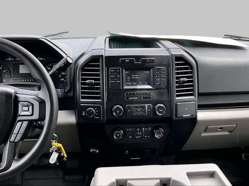 Used 2017 Ford F150 XL w/ XL Power Equipment Group AWD/4WD image 6