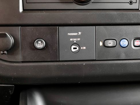 New 2025 GMC Savana 3500 w/ Driver Convenience Package image 24