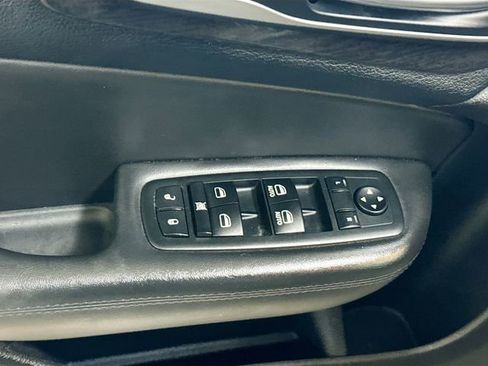 Used 2015 Chrysler 200 C w/ Navigation & Sound Group I image 19